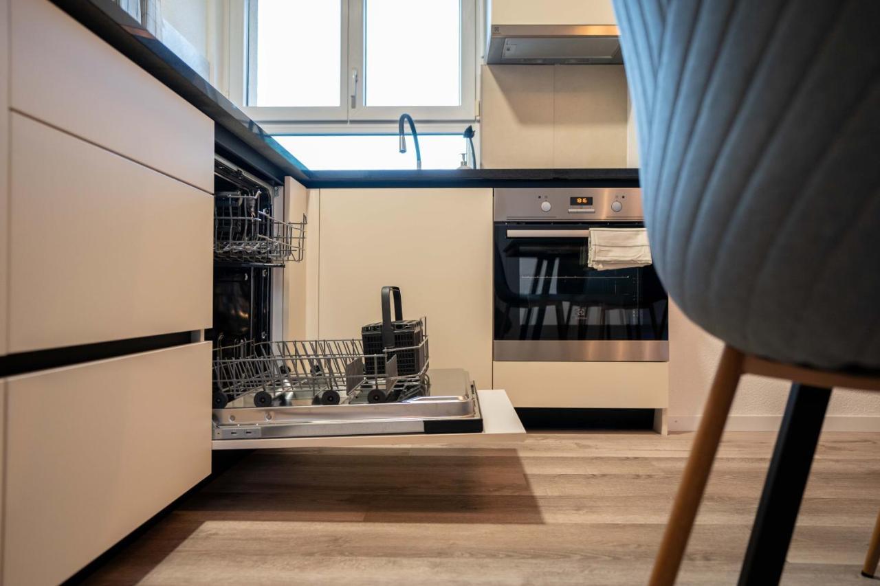 Moderne Wohnung Mit Parkplatz - Top Floor Ostermundigen Екстер'єр фото