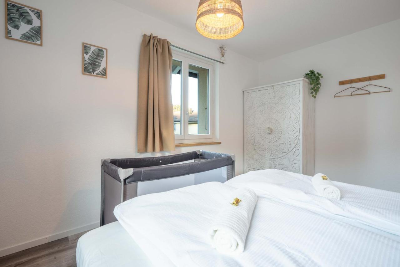 Moderne Wohnung Mit Parkplatz - Top Floor Ostermundigen Екстер'єр фото